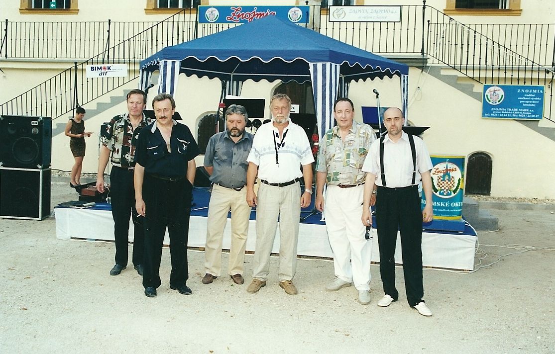 15 Eminent hradní nádvoří Znojmo.jpg